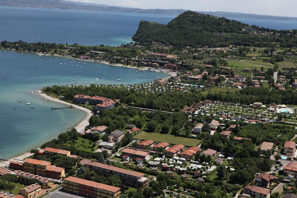 Camping Garden Tourist Manerba del Garda Exterior photo